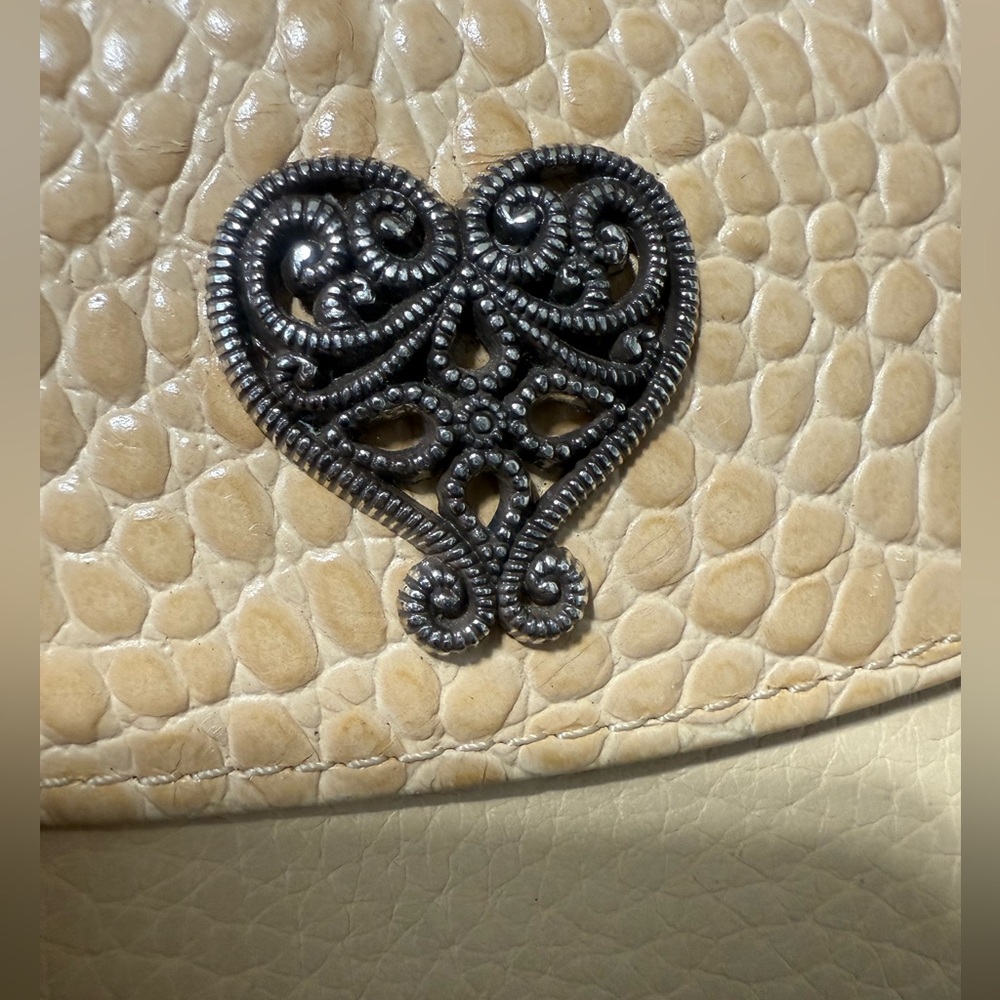 Brighton Wallet/Crossbody - Picture 5 of 15